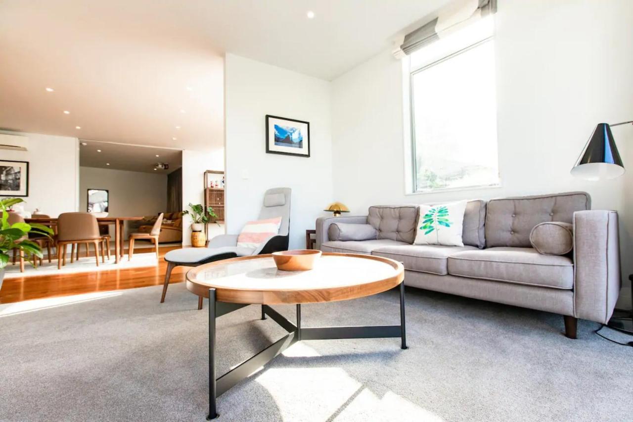 Luxury 4 Bedroom With Private Cinema Holiday home *